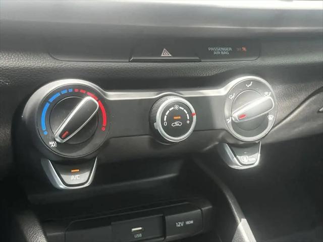 2023 Kia Rio 5 Door S