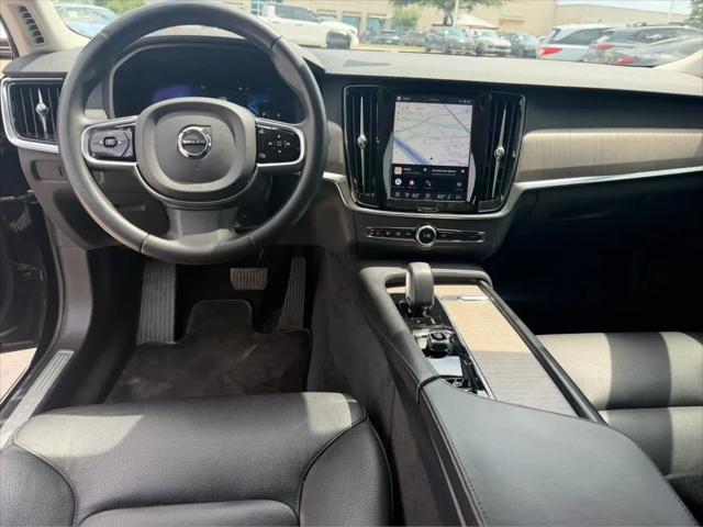 2023 Volvo S90 B6 Plus