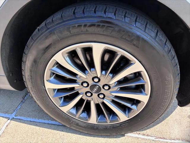 2020 Lincoln Nautilus Standard