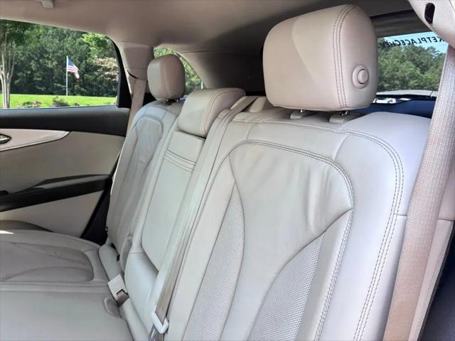 2020 Lincoln Nautilus Standard