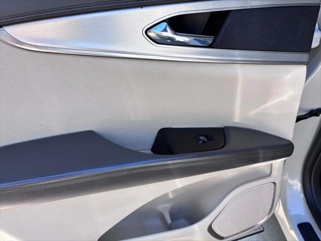 2020 Lincoln Nautilus Standard