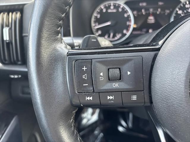 2023 Nissan Pathfinder SL 4WD