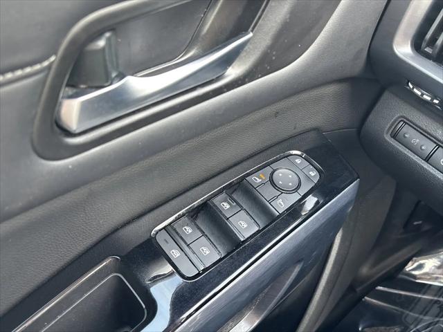 2023 Nissan Pathfinder SL 4WD