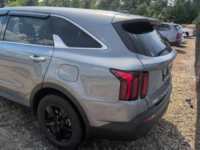 2022 Kia Sorento LX
