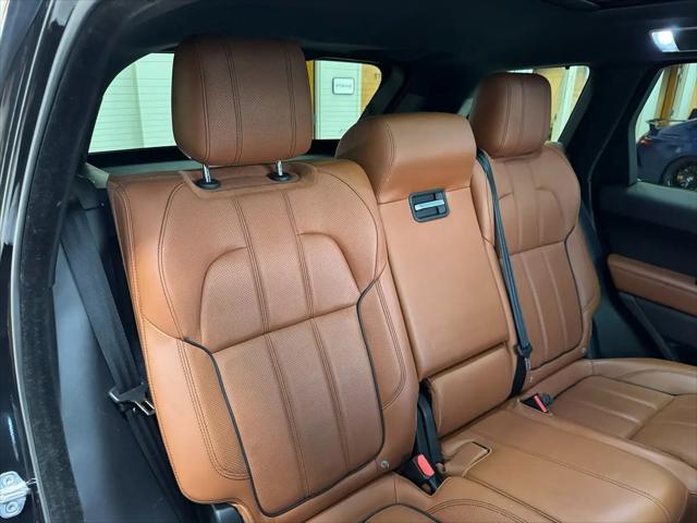 2016 Land Rover Range Rover Sport 5.0L V8 Supercharged Dynamic
