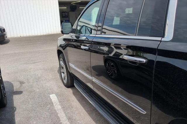 2020 Cadillac Escalade ESV 4WD Premium Luxury
