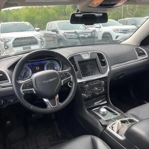 2015 Chrysler 300 Limited