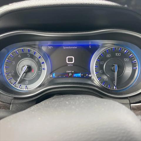 2015 Chrysler 300 Limited