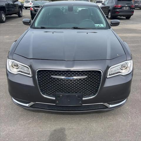 2015 Chrysler 300 Limited
