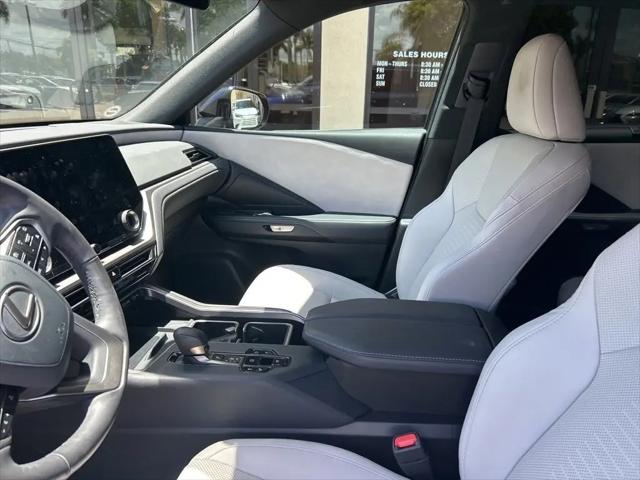 2025 Lexus TX 350 Premium