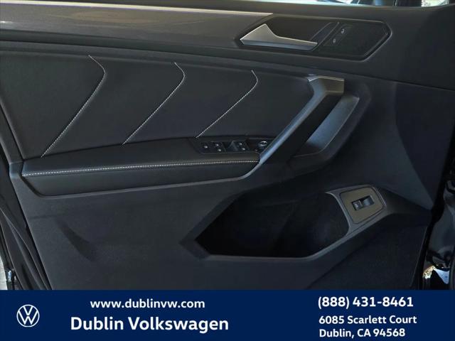 2023 Volkswagen Tiguan 2.0T SE R-Line Black