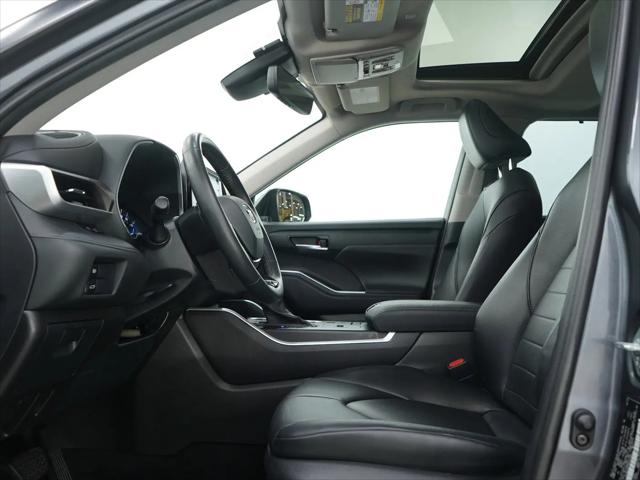 2021 Toyota Highlander Hybrid XLE