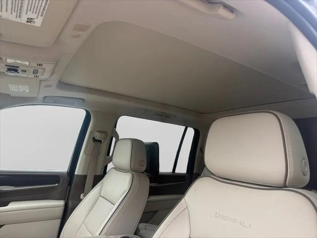 2021 GMC Yukon XL 4WD Denali