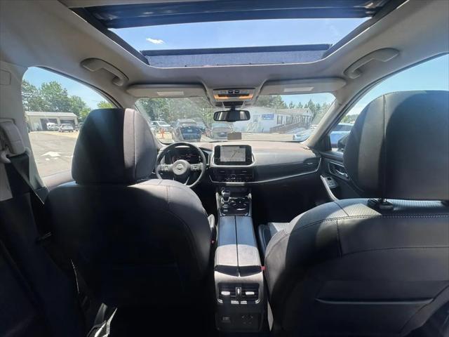 2021 Nissan Rogue Platinum FWD