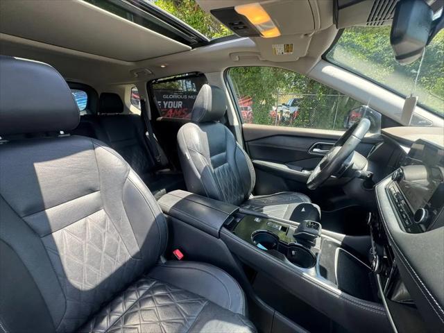 2021 Nissan Rogue Platinum FWD