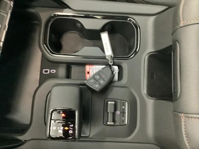 2026 GMC Sierra 1500 Crew Cab, Short Bed, AT4, 4WD