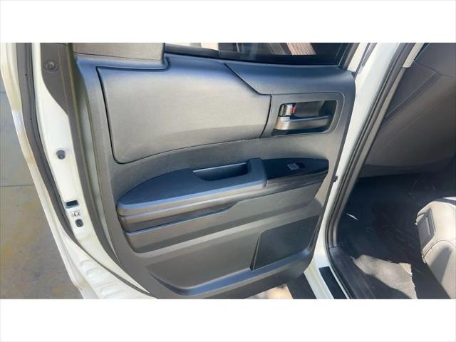 2017 Toyota Tundra SR 4.6L V8