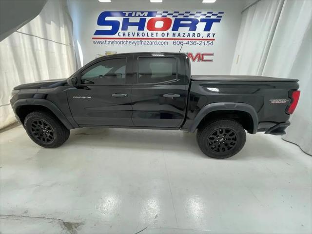 2023 Chevrolet Colorado 4WD Crew Cab Short Box Trail Boss