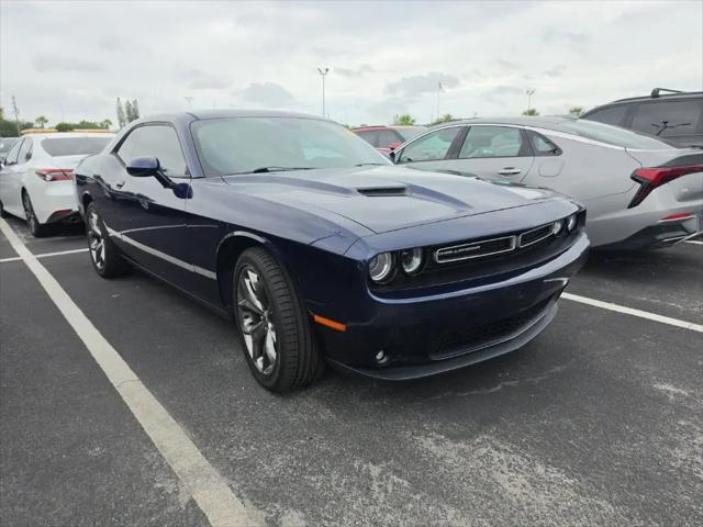 2017 Dodge Challenger SXT Plus