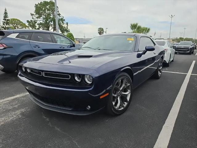 2017 Dodge Challenger SXT Plus