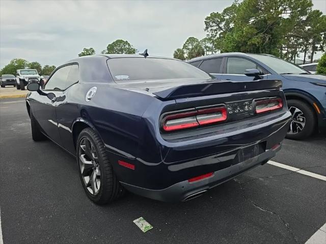 2017 Dodge Challenger SXT Plus