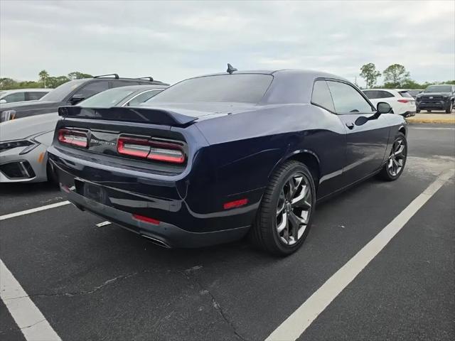 2017 Dodge Challenger SXT Plus