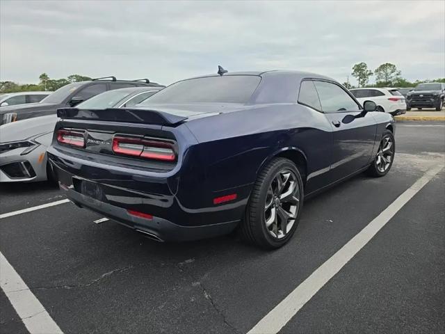 2017 Dodge Challenger SXT Plus