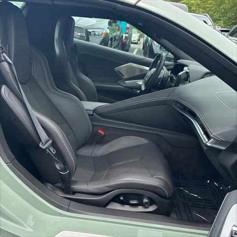 2024 Chevrolet Corvette Stingray RWD Convertible 2LT