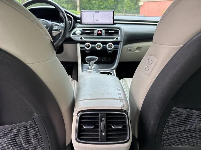 2022 Genesis G70 2.0T RWD