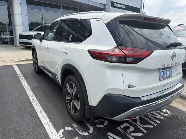 2022 Nissan Rogue Platinum FWD