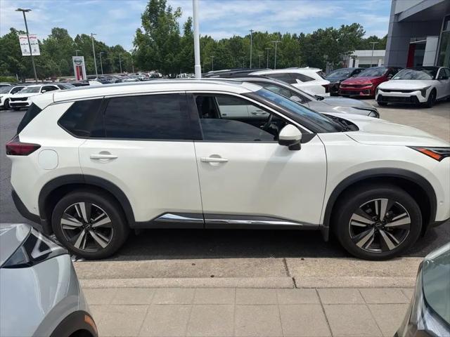 2022 Nissan Rogue Platinum FWD