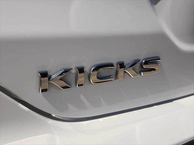 2022 Nissan Kicks SR Xtronic CVT
