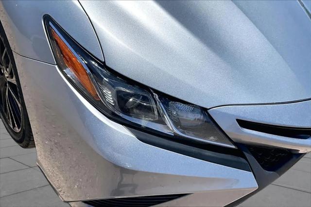 2020 Toyota Camry SE Nightshade Edition AWD