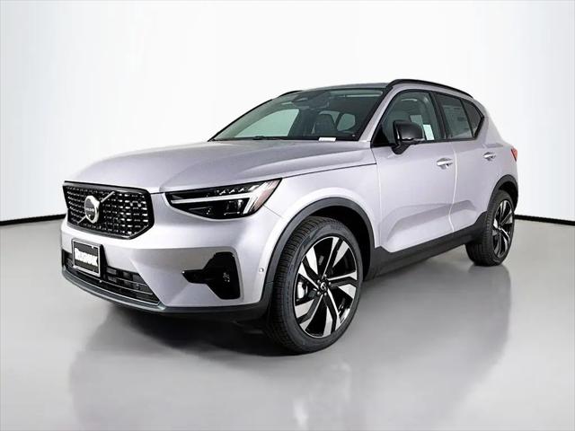 2026 Volvo XC40 Ultra, B5 AWD Gas (mild hybrid), Dark