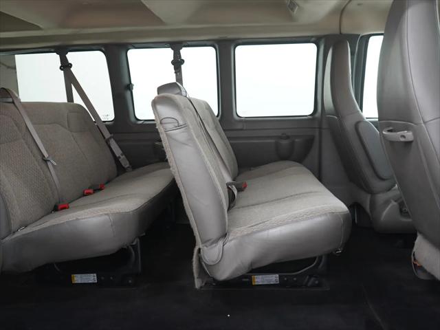 2025 Chevrolet Express Passenger RWD 3500 Extended Wheelbase LT