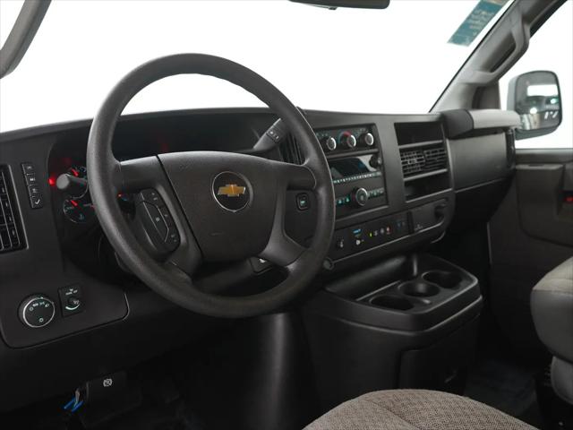 2025 Chevrolet Express Passenger RWD 3500 Extended Wheelbase LT