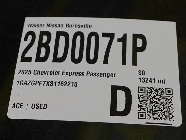 2025 Chevrolet Express Passenger RWD 3500 Extended Wheelbase LT