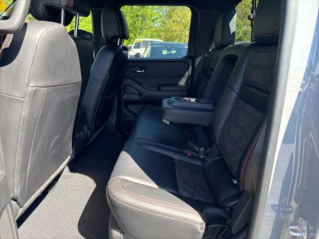 2025 Nissan Frontier Crew Cab PRO-4X 4x4