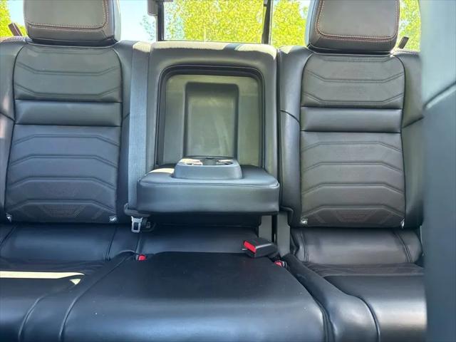 2025 Nissan Frontier Crew Cab PRO-4X 4x4