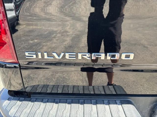 2024 Chevrolet Silverado 1500 4WD Crew Cab Short Bed LT with 2FL