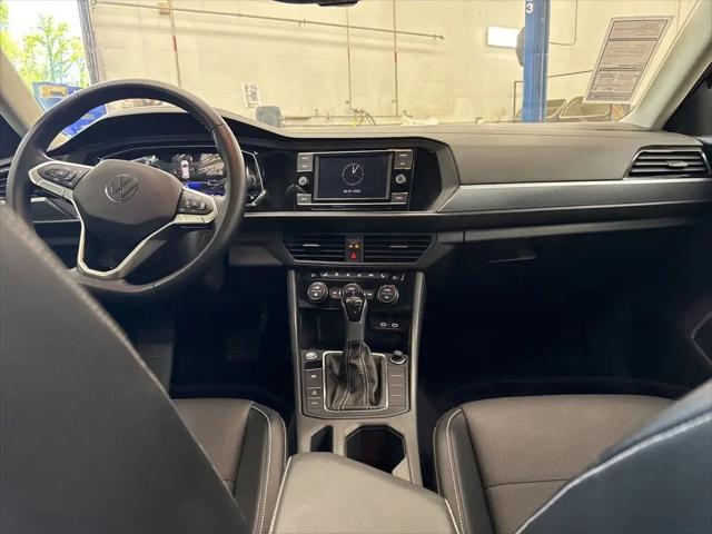 2023 Volkswagen Jetta 1.5T SE
