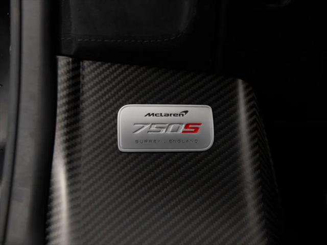 2025 McLaren 750S Spider