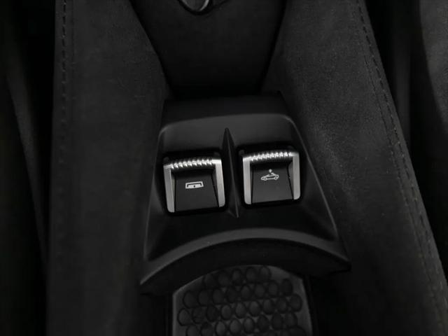 2025 McLaren 750S Spider