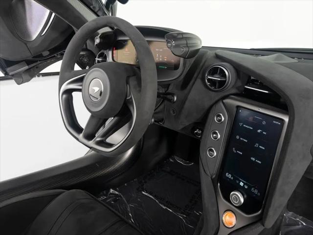 2025 McLaren 750S Spider