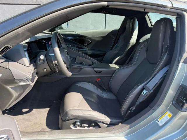 2024 Chevrolet Corvette Stingray RWD Convertible 2LT