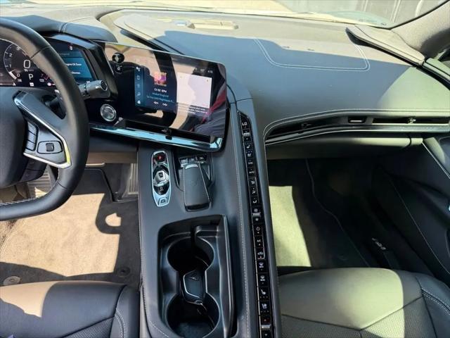 2024 Chevrolet Corvette Stingray RWD Convertible 2LT