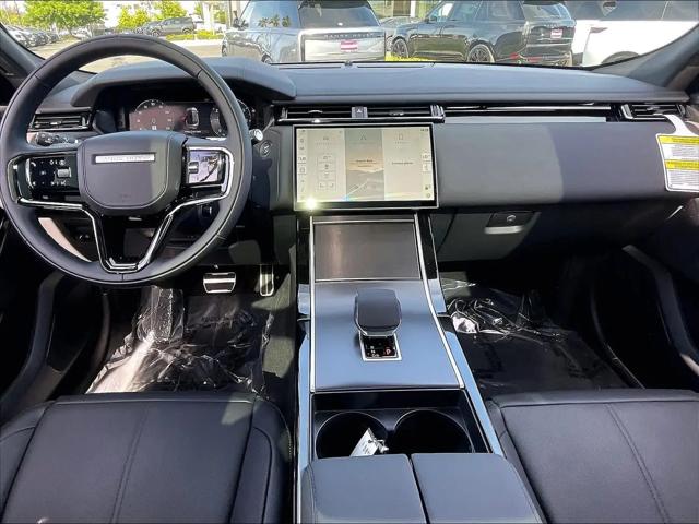 2026 Land Rover Range Rover Velar P250 Dynamic SE