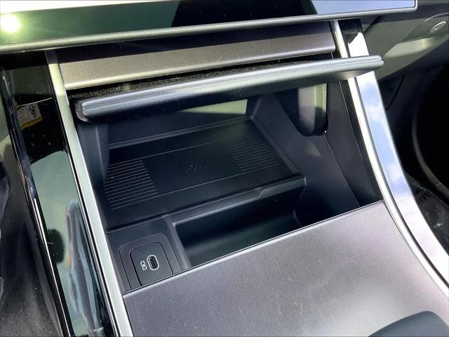 2026 Land Rover Range Rover Velar P250 Dynamic SE