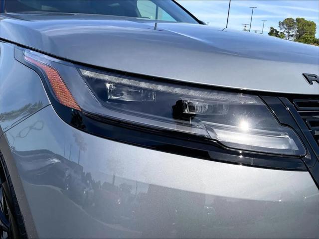 2026 Land Rover Range Rover Velar P250 Dynamic SE
