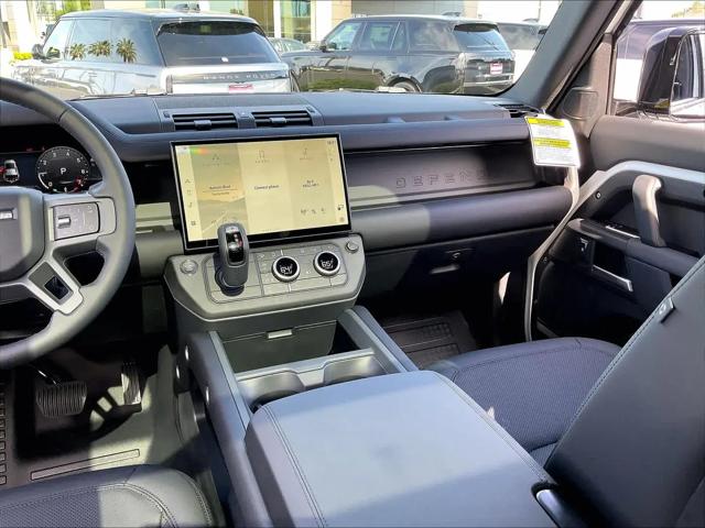 2026 Land Rover Defender P400 X-Dynamic SE